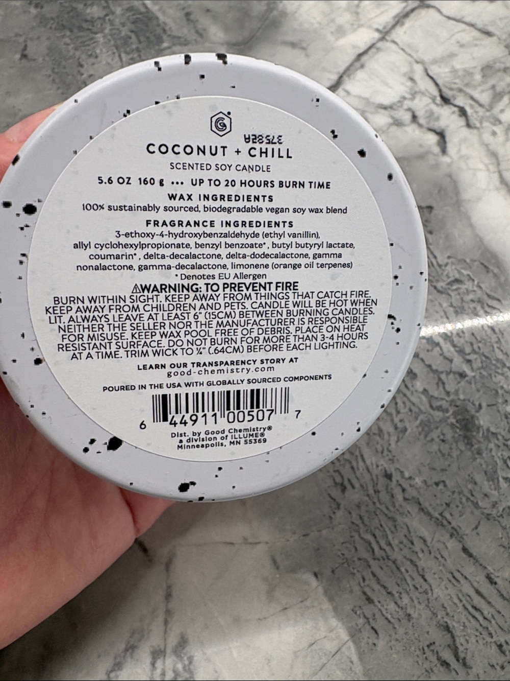 Good Chemistry Coconut + Chill Scented Soy Candle - Peach & Black - Picture 3 of 3